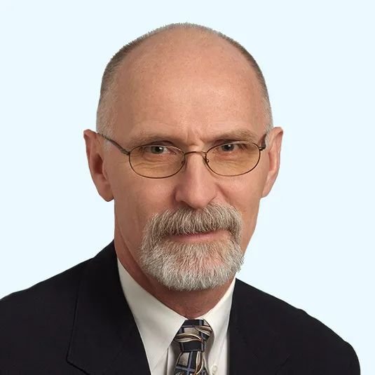 Chief Editor：Edward C.Benzel