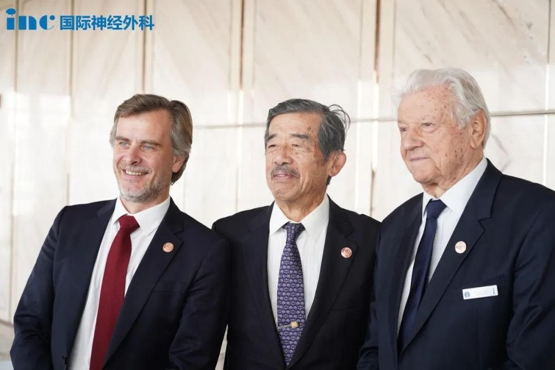 INC福教授、Kawase教授(中)、Dolenc教授合影