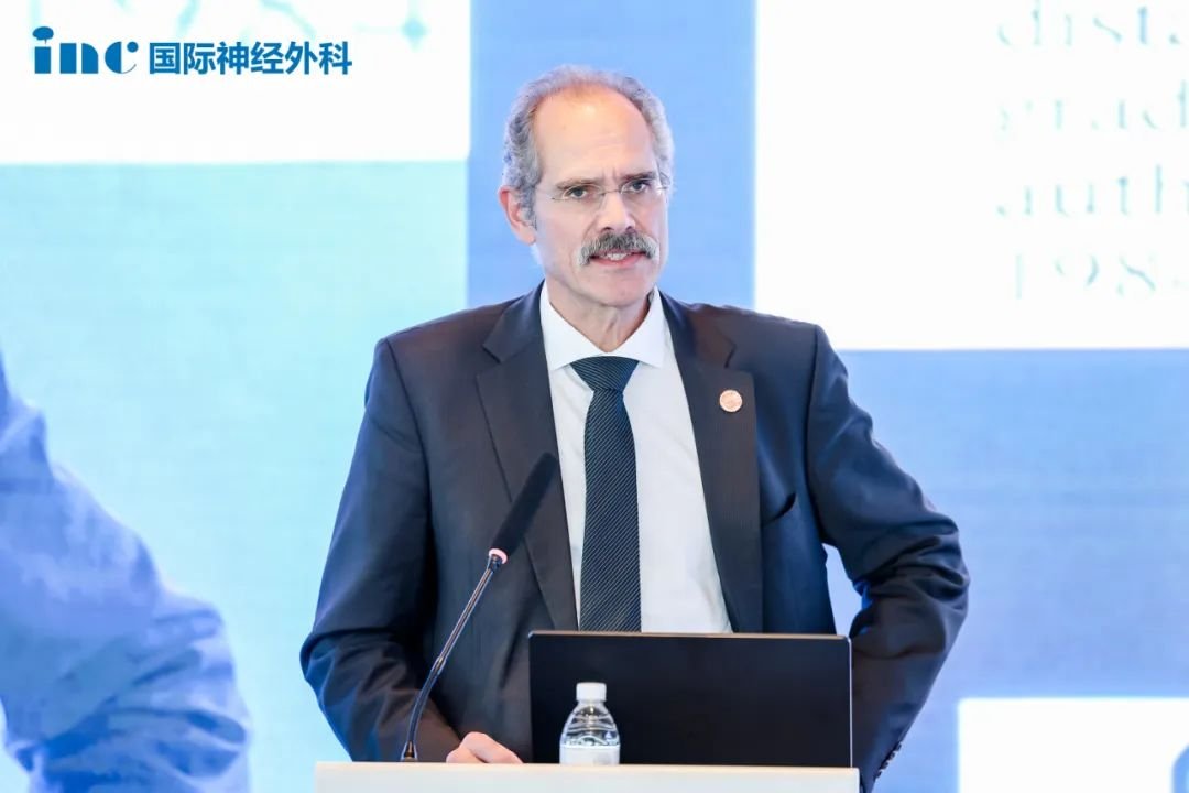 Henry W.S. Schroeder（施罗德）教授