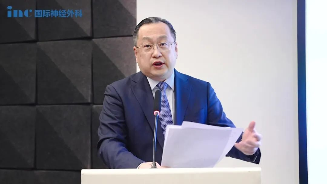 本次主编团中国见面会实时同步在神外资讯线上直播，3000多人线上同步观看，纷纷表示受益匪浅，并对会议做出高度评价。
