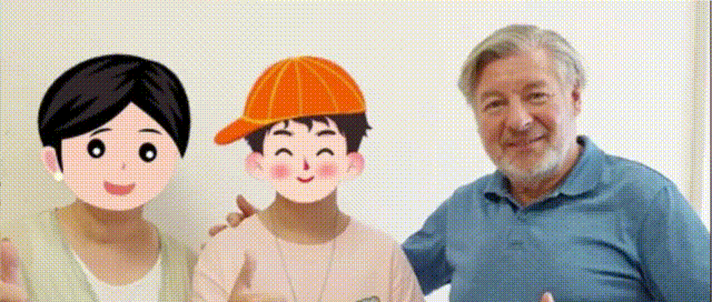INC和巴教授所做的一切也是点亮当下的希望，给孩子争取更好更光明的未来。
