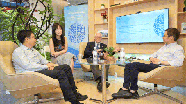 教授5月份来华开展学术沙龙时，更与苏州大学附属儿童医院神经外科主任王杭州教授、社会公益组织负责人孙文军，一同就“难治性儿童脑瘤诊疗进程的系列热点问题”进行交流座谈。