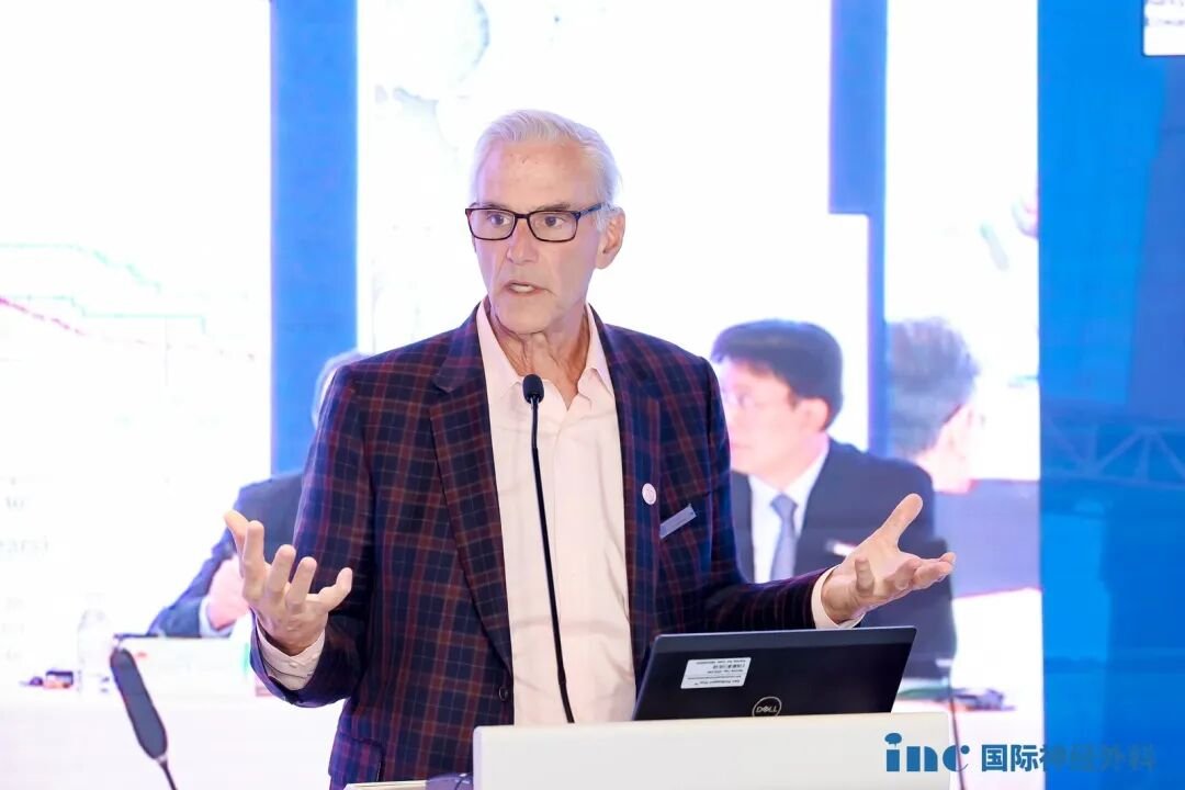 INC国际神经外科医生集团旗下组织世界神经外科顾问团(WANG)成员、美国神经外科学院主席前主席、旧金山加利福尼亚大学(UCSF)神经外科系教授兼主席(1997-至今)Mitchel S. Berger 教授