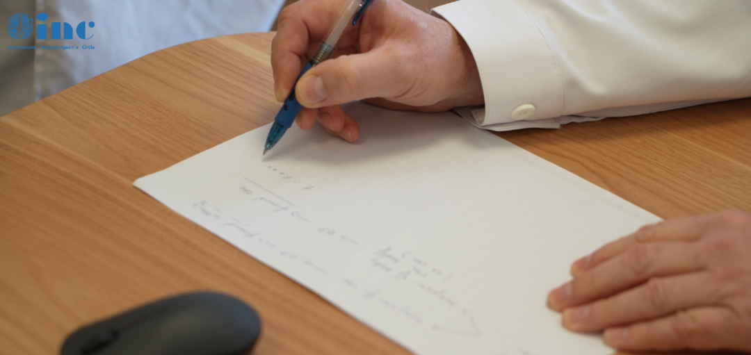 巴教授在纸上写下复发概率1：1000