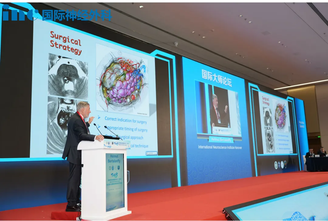巴教授认为,要想脑干海绵状血管瘤手术取得理想效果,其中十分重要的4大要点包括:正确的手术指征、适当的手术时机、合适的外科手术入路、精细的手术技术。