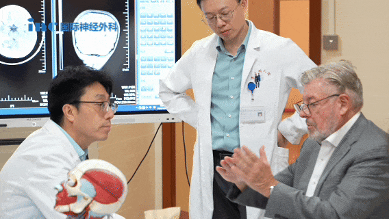 “下周，我要亲自问巴教授…”这些脑瘤到底要不要手术？能不能手术？风险多高？