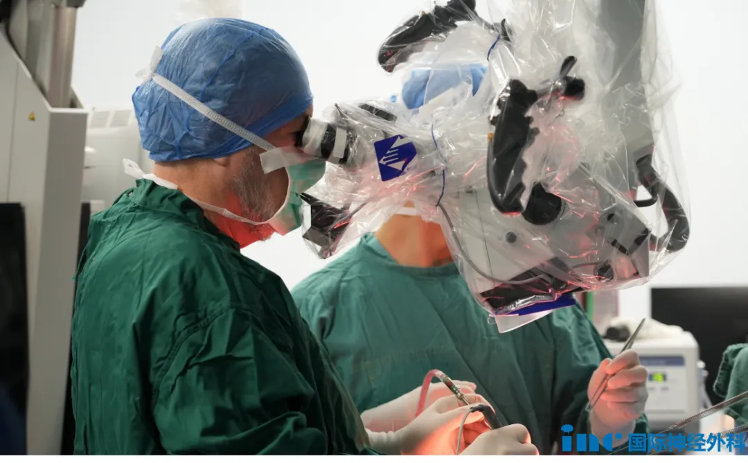 节日最好的礼物，莫过于见证每一位患者平安度过难关。