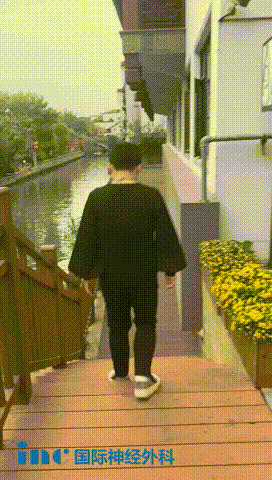 术后1年，四肢灵活、行动自如、充满活力