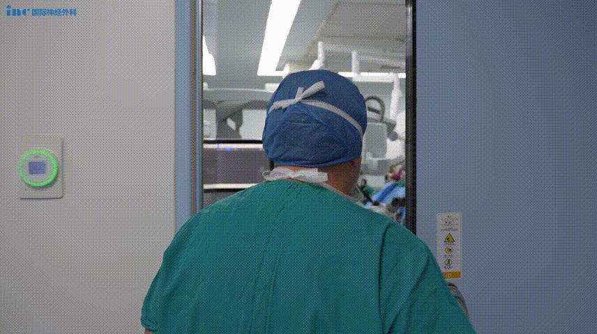 示范手术即将开启