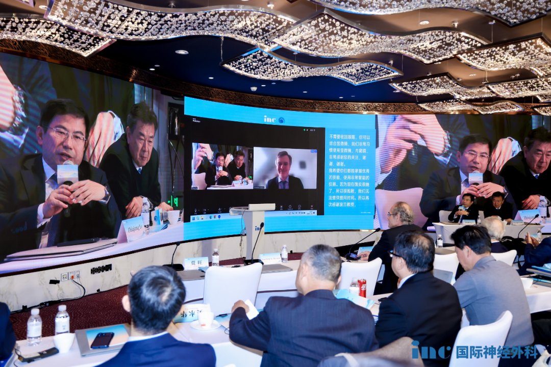 该案例来源于第五届世界神经外科顾问团云端峰会上，福洛里希教授现场演讲——经眶-泪腺锁孔入路。