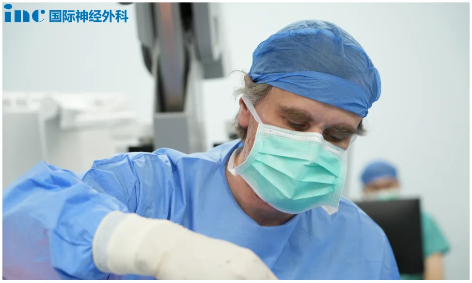 INC福洛里希教授