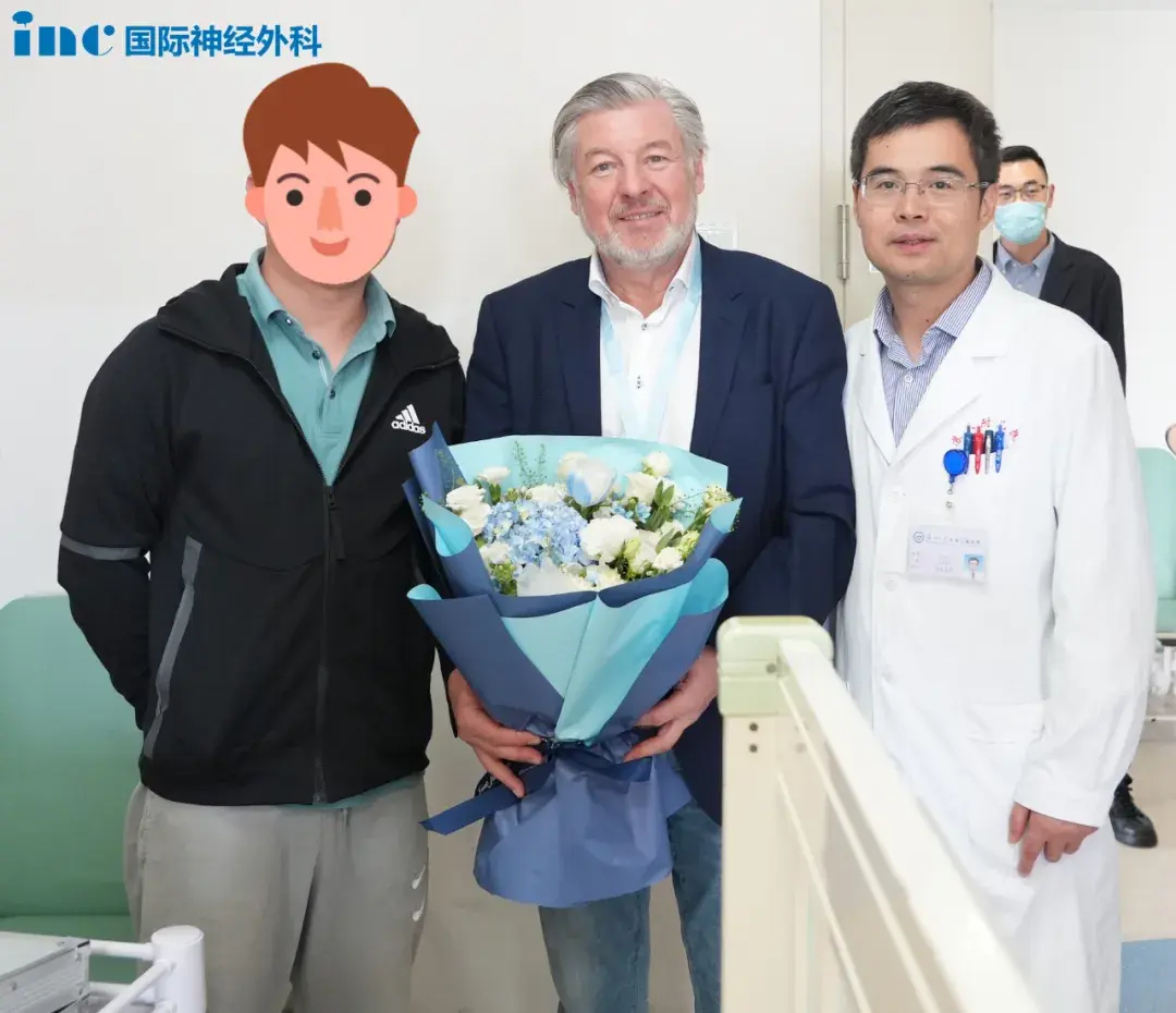 成功切除肿瘤后,小欧的癫痫果然得到很好的控制,他又可以继续上学、生活了。